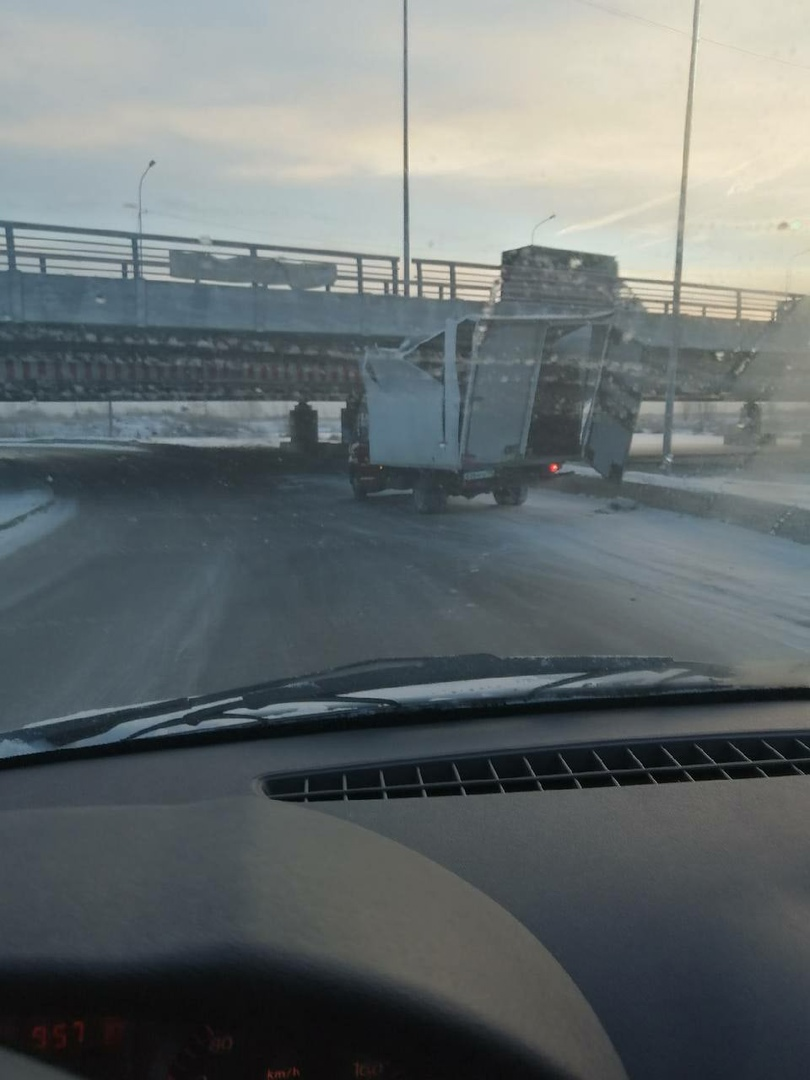 Юбилей. Мост глупости - Мост глупости, Юбилей, ДТП, Санкт-Петербург