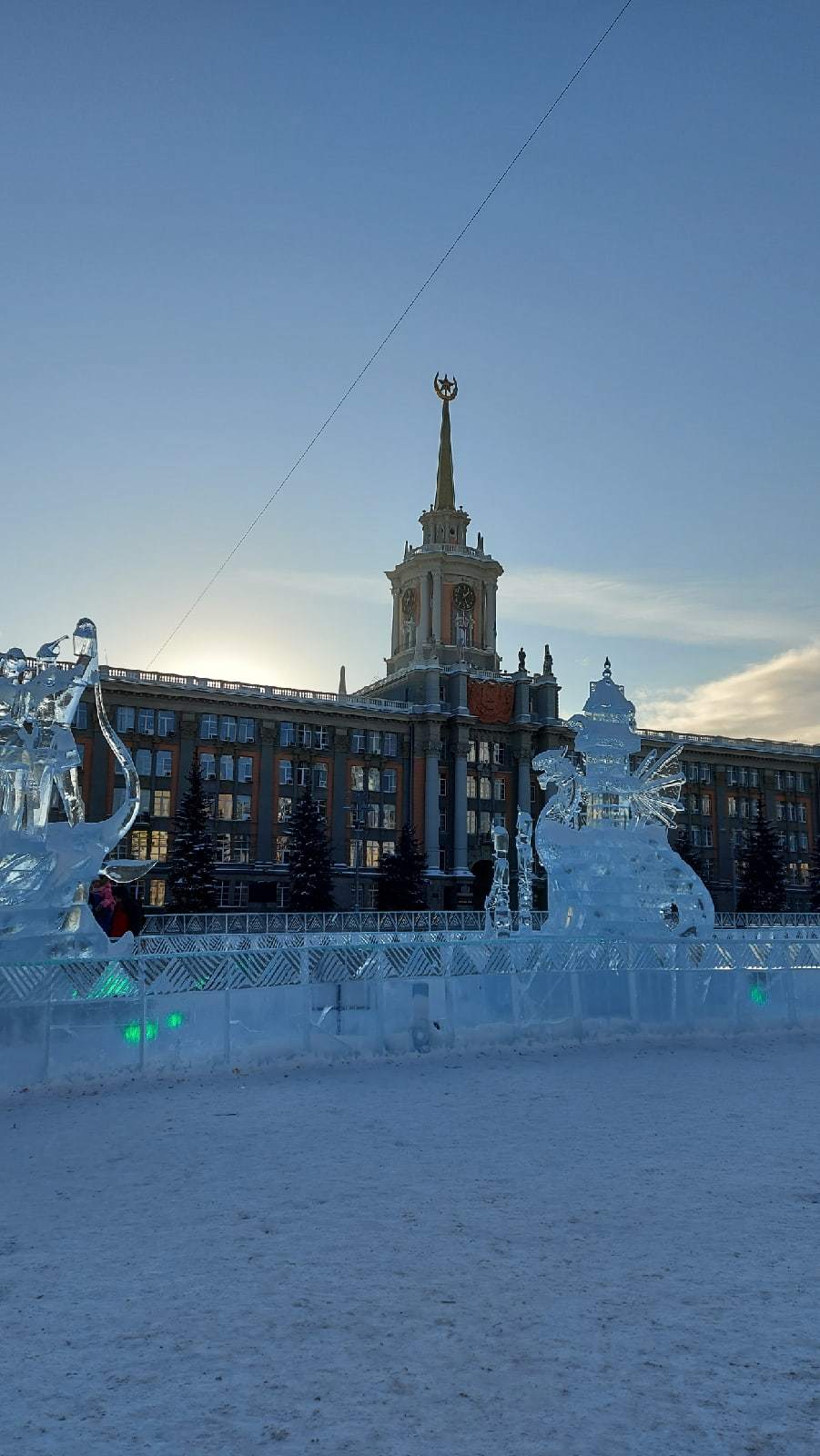 Ice sculptures - My, Ice, beauty, Interesting, The photo, Yekaterinburg, Russia, Winter, Sculpture, Longpost