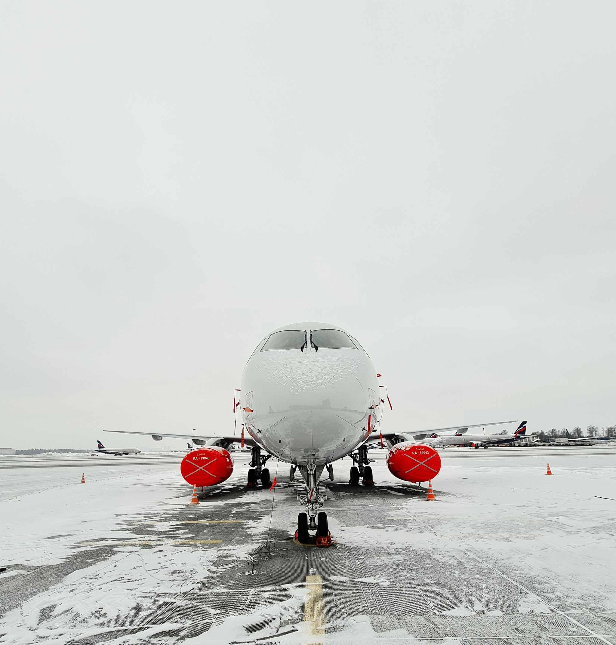 Фотографии с перрона - Моё, Авиация, Фотография, Airbus A320, Boeing 777, Самолет, Аэропорт, Перрон, Мобильная фотография, Длиннопост