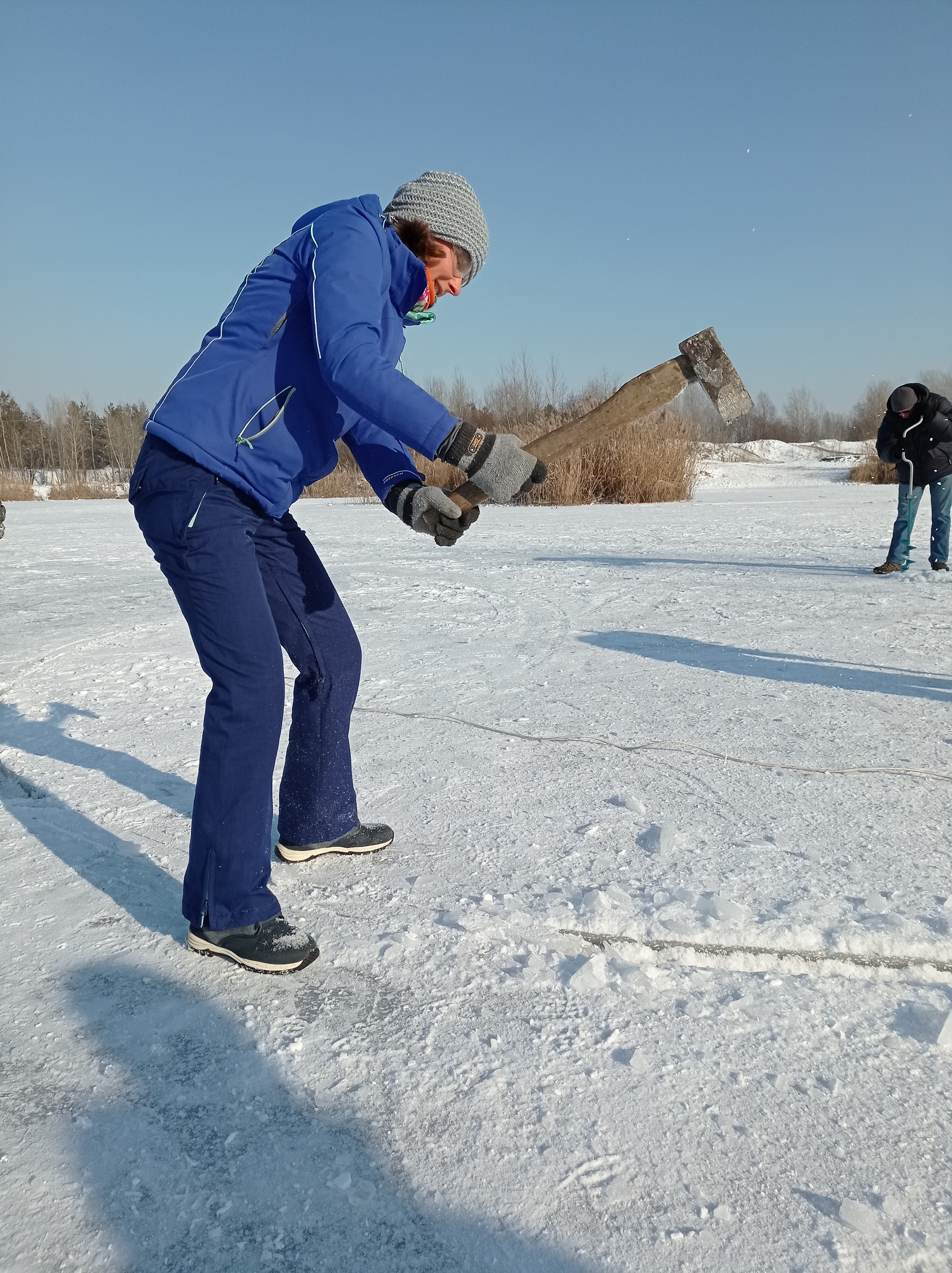 Ice carousel. Winter fun on the lake - My, Carousel, Leisure, Adventures, Longpost