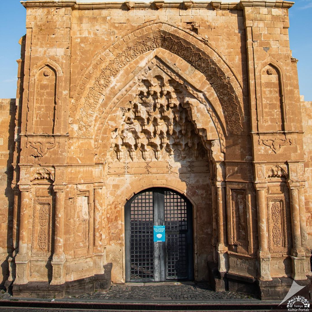 Ishak Pash Palace, Turkiye - Architecture, Turkey, Castle, Longpost