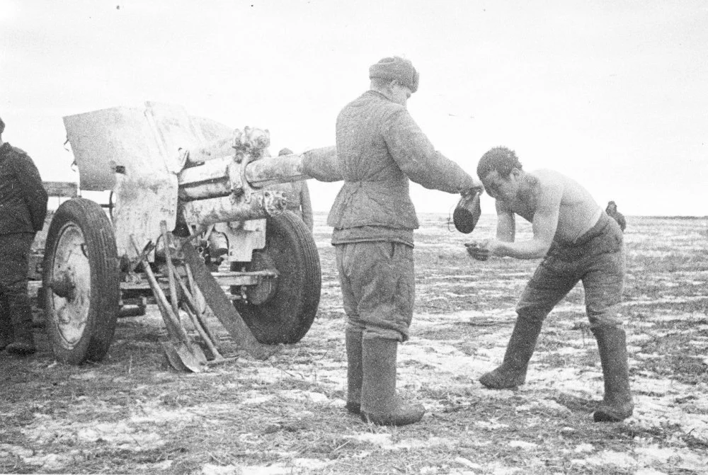 How and where Red Army soldiers washed, as well as other aspects of hygiene during the war (Rare archival photos) - Yandex Zen, Everyday life, Hygiene, The Great Patriotic War, Longpost