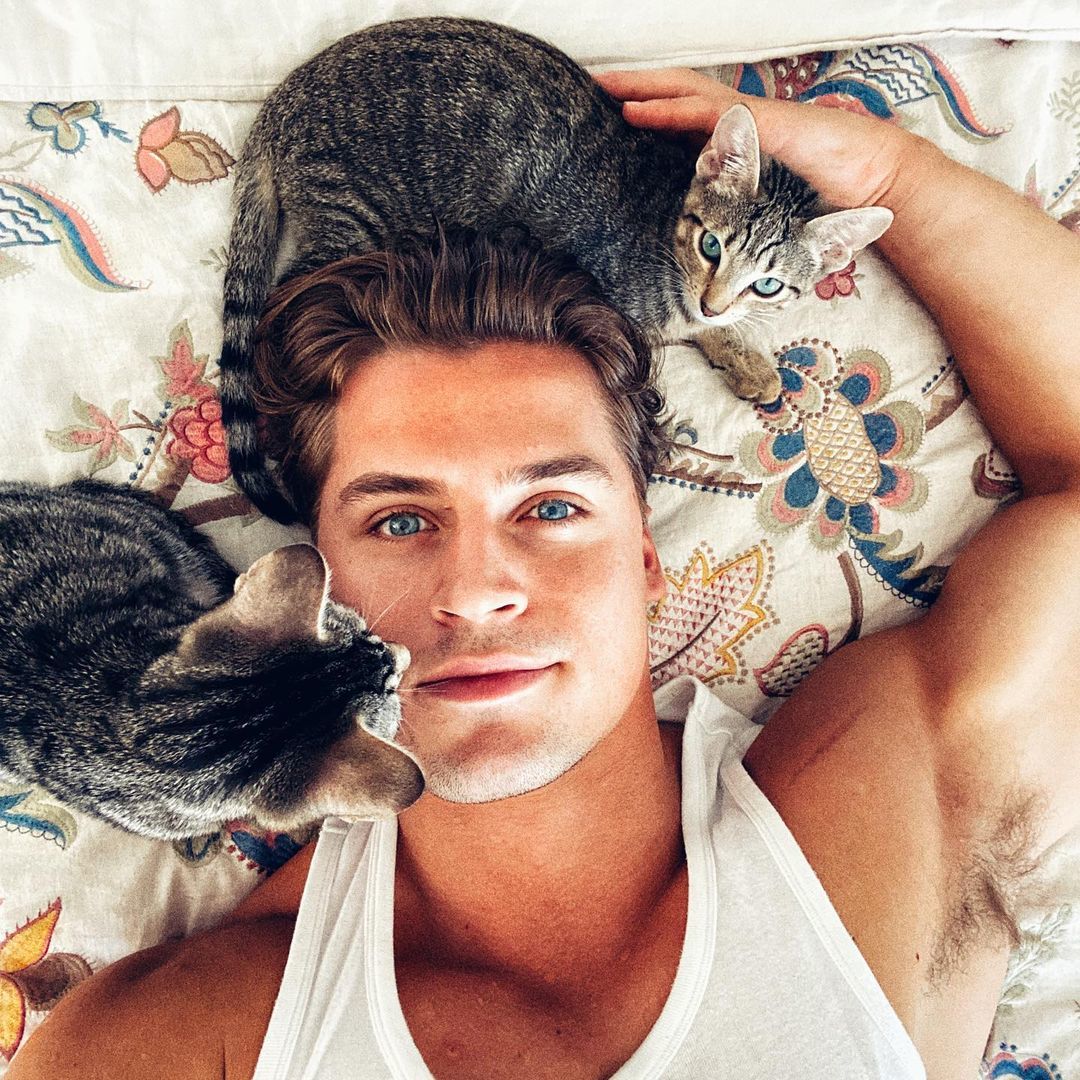 cat lovers - NSFW, From the network, Playgirl, Guys, Men, cat, beauty, Naked torso, Longpost