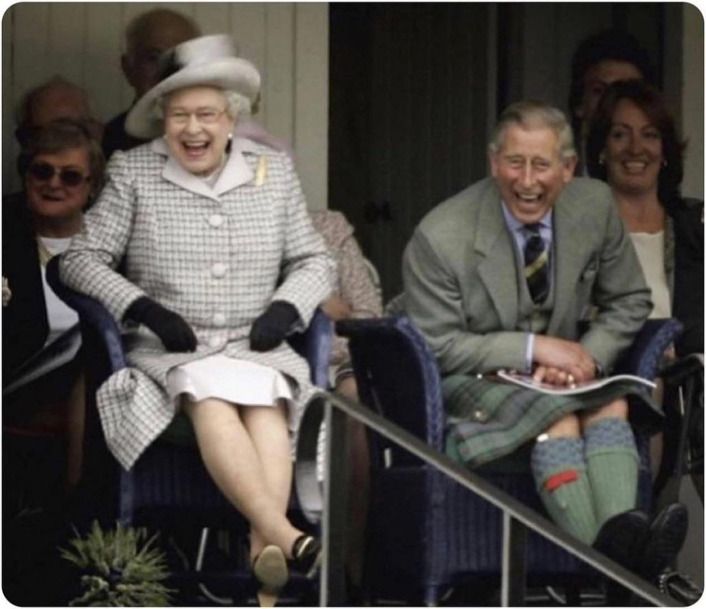 Reaction... - Laughter (reaction), Children, Cafe, Cry, Queen Elizabeth II, Memes, Humor, Reddit