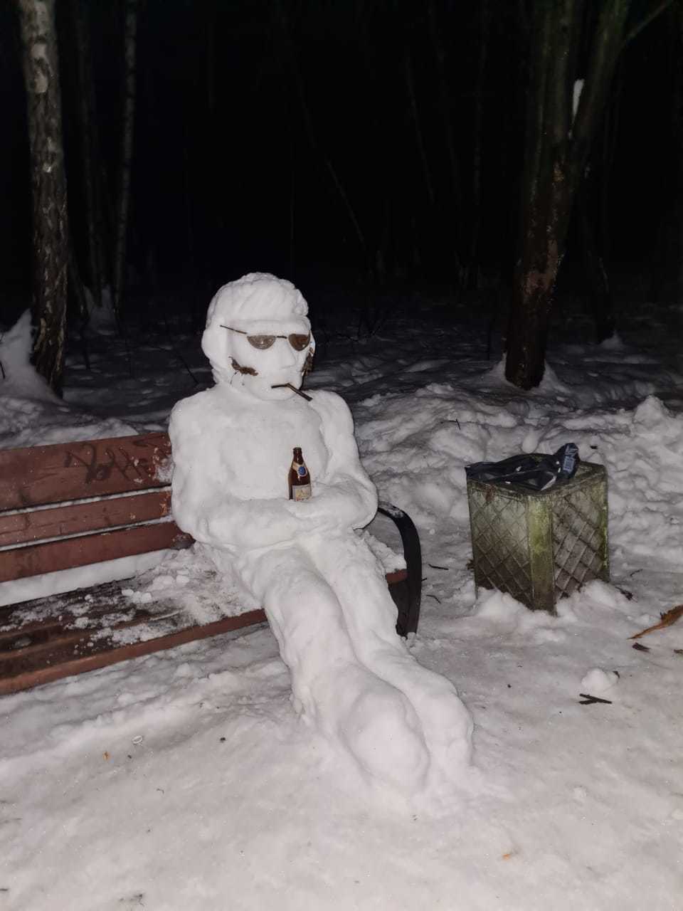 Night, street, lantern, bench - My, snowman, Beer