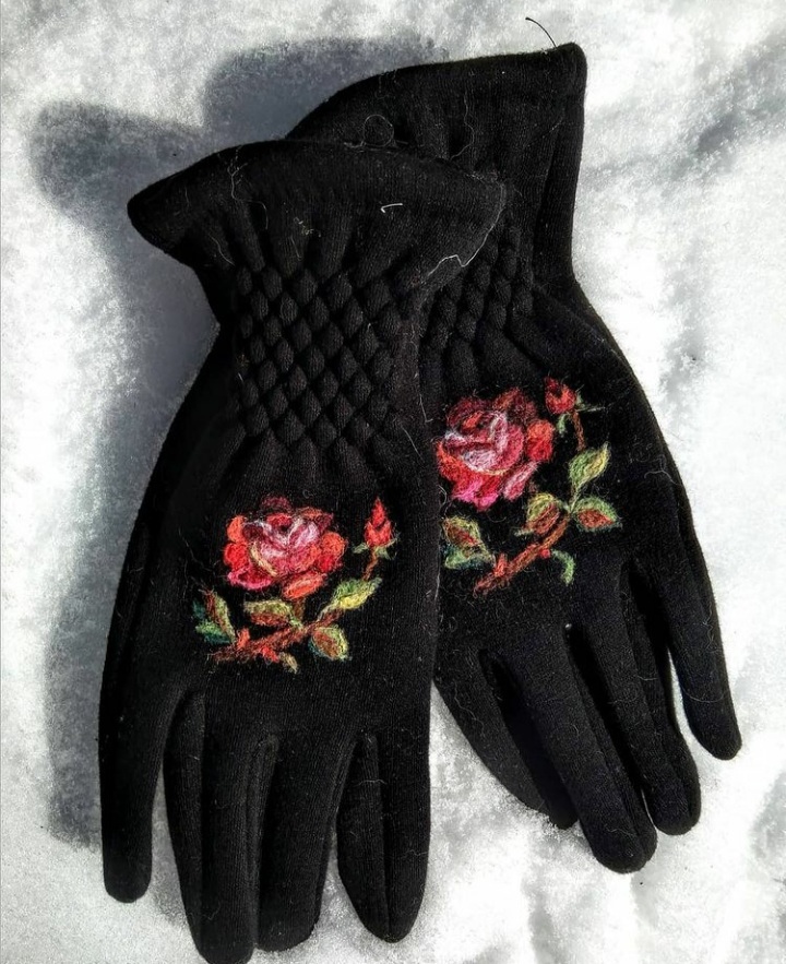 Gloves with patterns made of wool.Flowers - My, Seals, With your own hands, Flowers, Longpost, Needlework without process