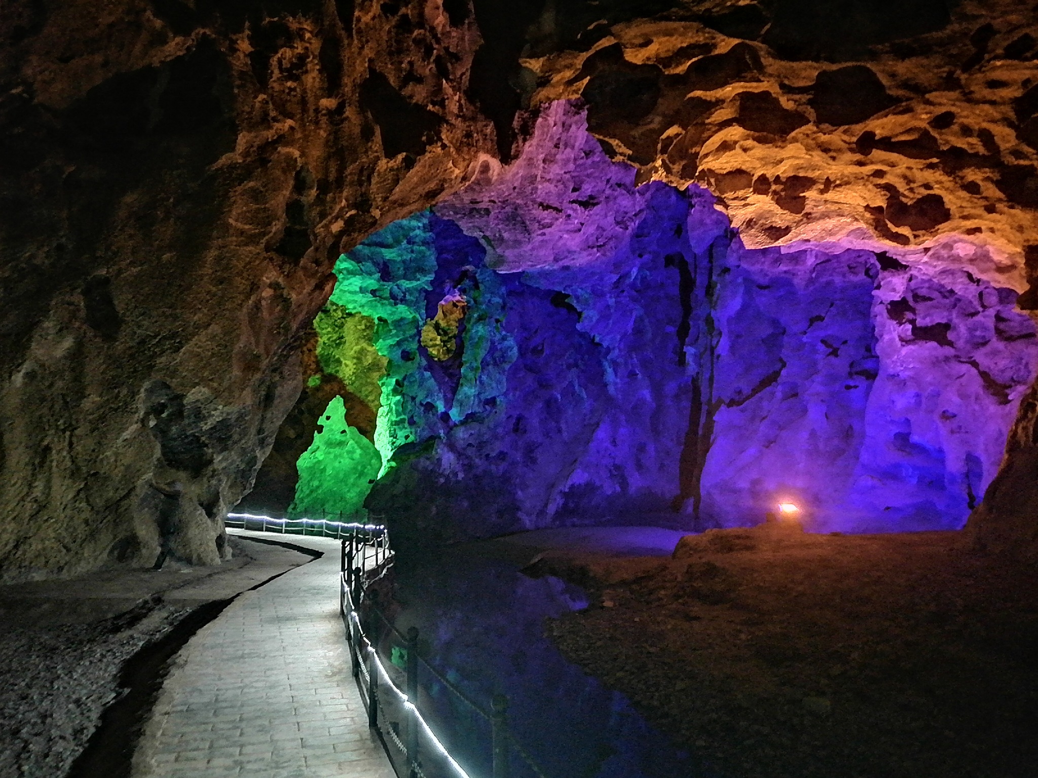 A trip to a cave in Hubei Province, China - My, China, Caves, Longpost