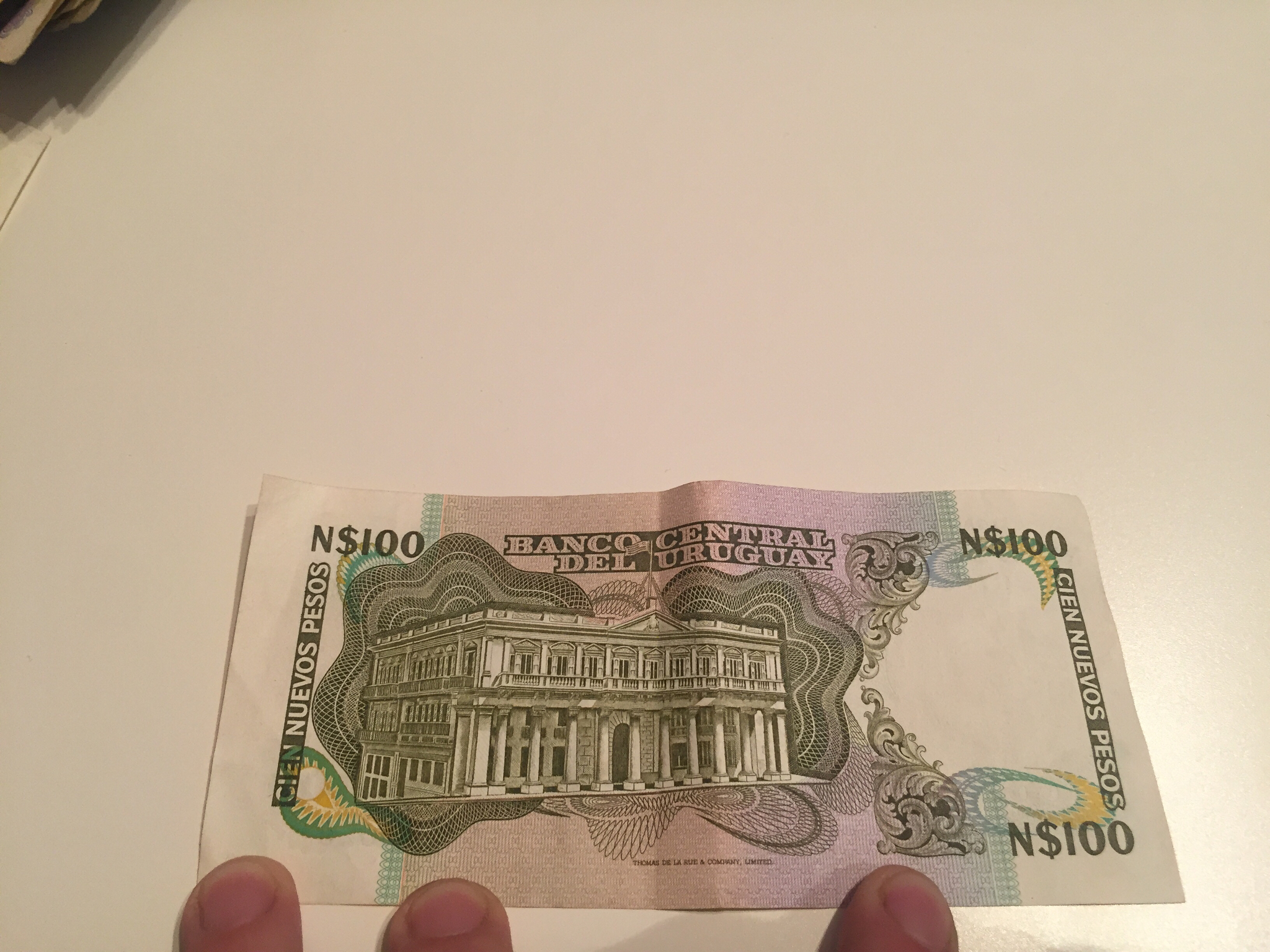 Hello, please tell me if this banknote is valued among collectors n$ ??100 nuevos pesos - My, Bill, Peso, Money, Collector, Banknotes, Help