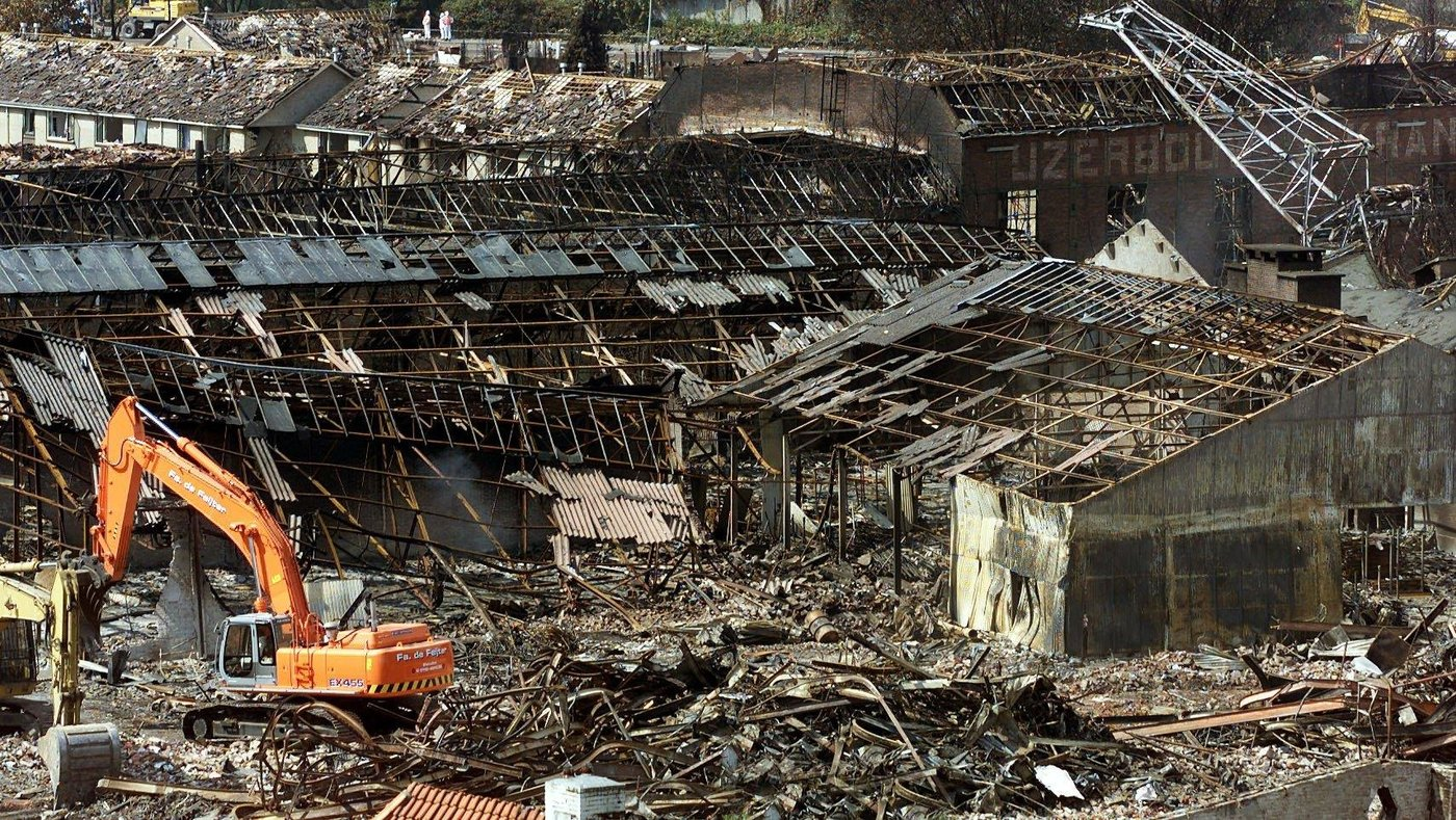 Man-made disasters #55. Explosion in Enschede - My, Cat_cat, Story, Explosion, Netherlands (Holland), Pyrotechnics, Catastrophe, Technological disaster, Longpost, 2000s