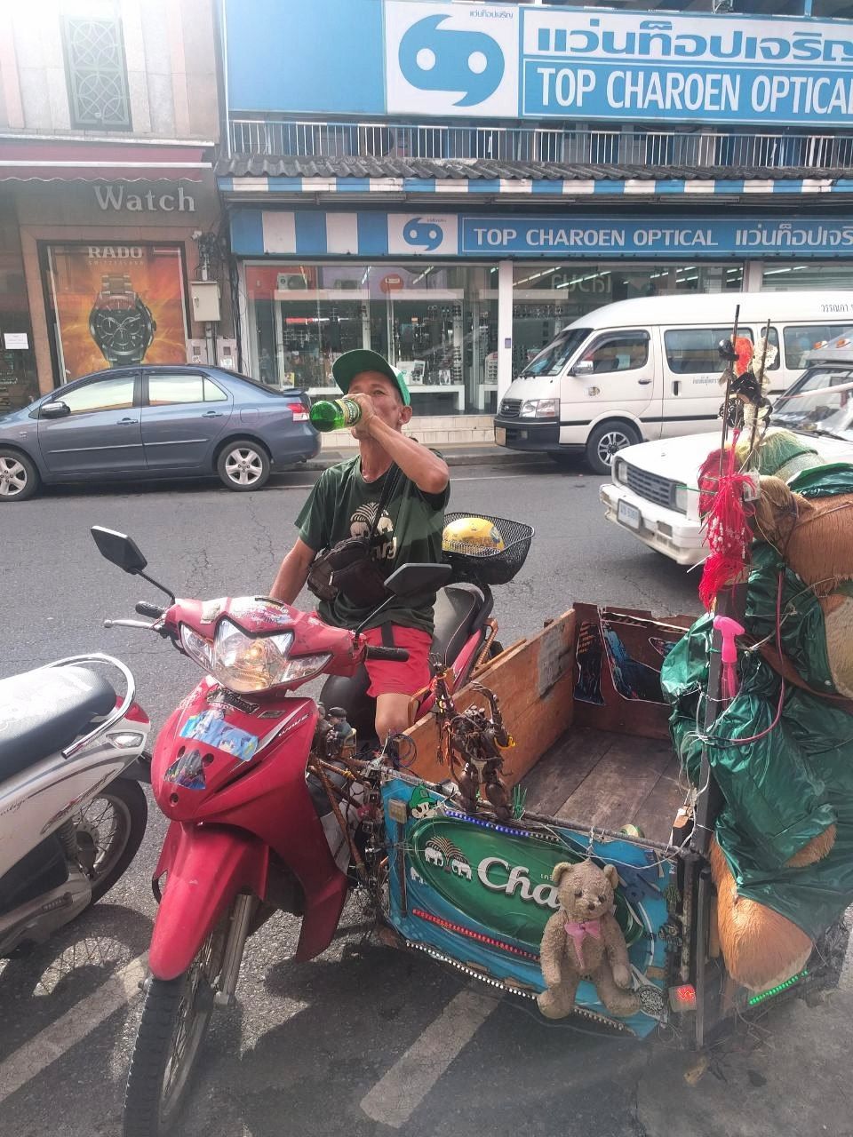 Chang-man and his Changmobile - My, Thailand, Phuket, Beer, Chang, Moped, Brands, Longpost