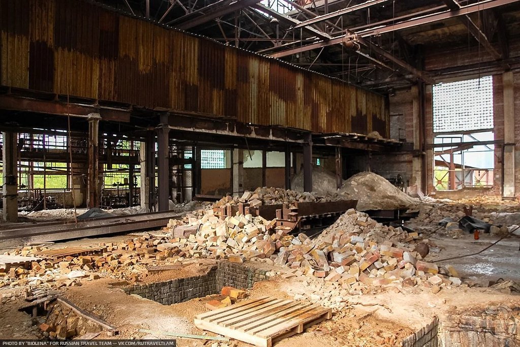 “170 years of history in ruins” - the abandoned Misheron glass factory - My, Abandoned, Abandoned factory, Glass Factory, Story, Requiem for the plant, Longpost