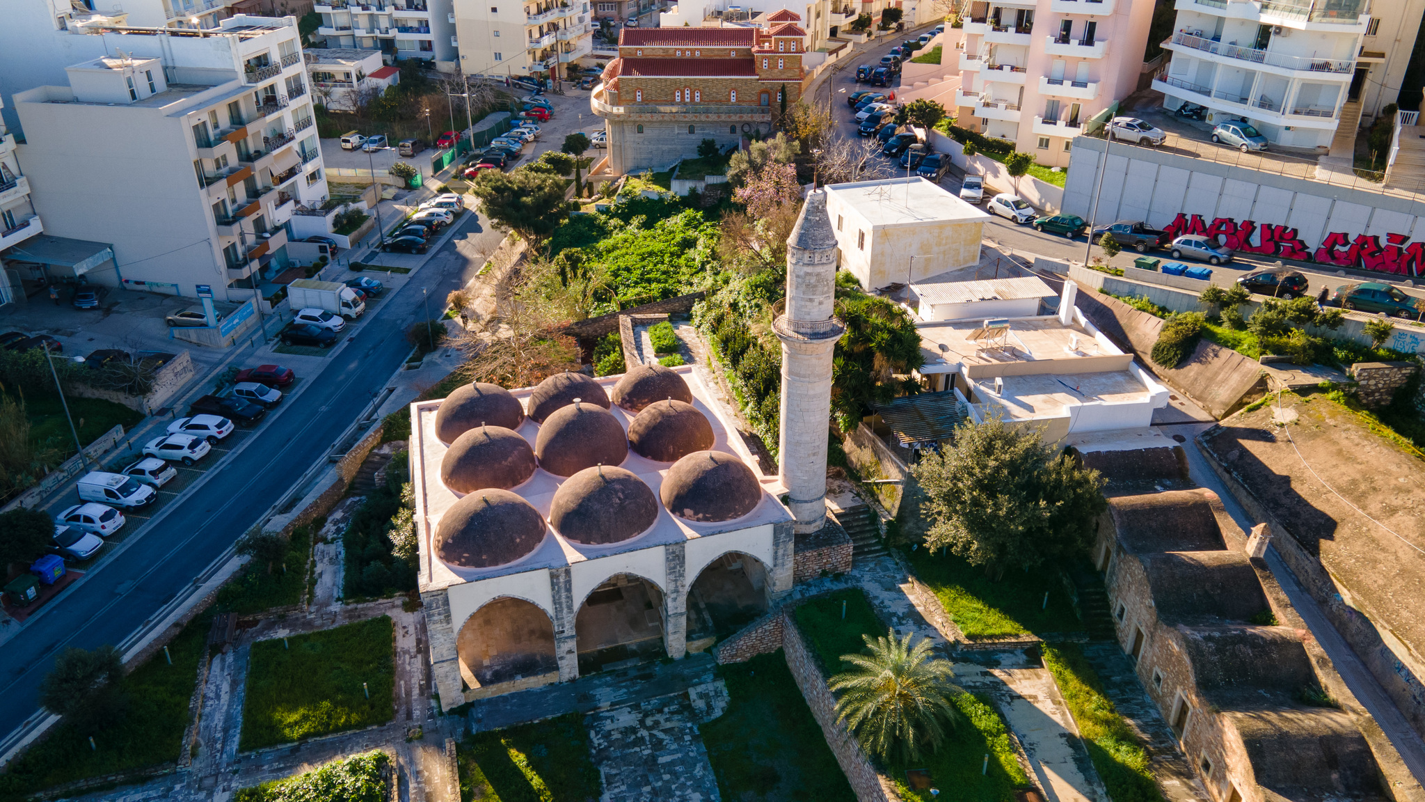 Flight over the Museum of Natural History in Rethymnon, Crete - My, Dji, DJI Mavic Air, Drone, Crete, Greece, Rethymnon, The photo, Video, Flights at low altitude, Flight, Island, Longpost