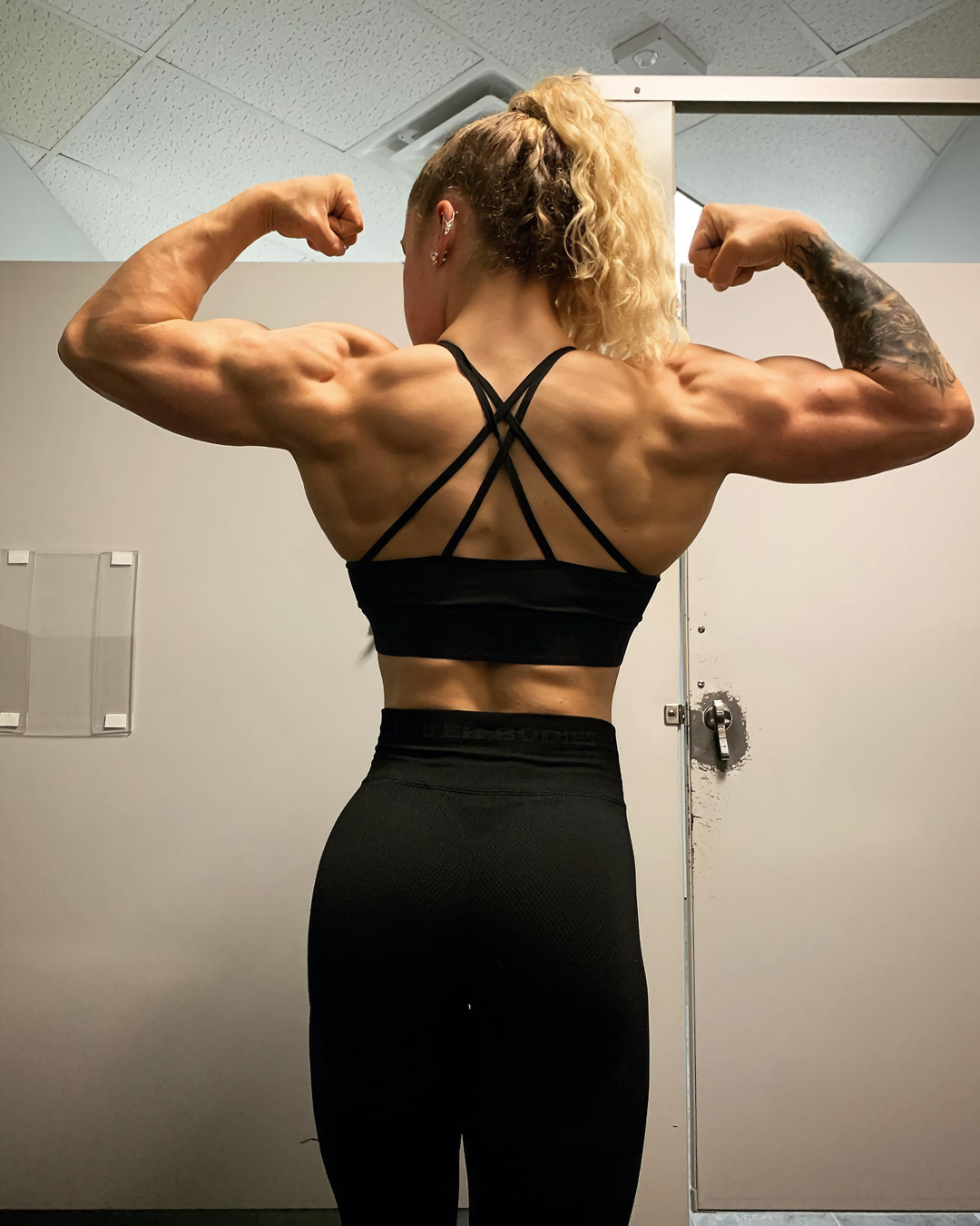 Olivia Gravengaard (@oldsoulmadenew) - NSFW, Strong girl, Sleep-Sleep, Girls, The photo, Sports girls, Body-building, Bodybuilders, Longpost, Olivia Gravengaard