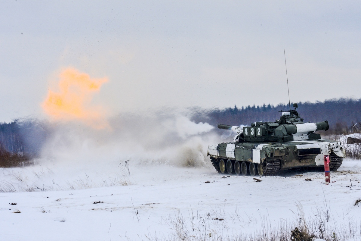 The active phase of the battalion tactical exercise of the Taman and Kantemirov divisions - The photo, Russia, Helicopter, Aviation, Sau, Army, Military, Military equipment, Technics, Drone, Tanks, Bmp, Auto, Weapon, Rszo, Mortar, Longpost