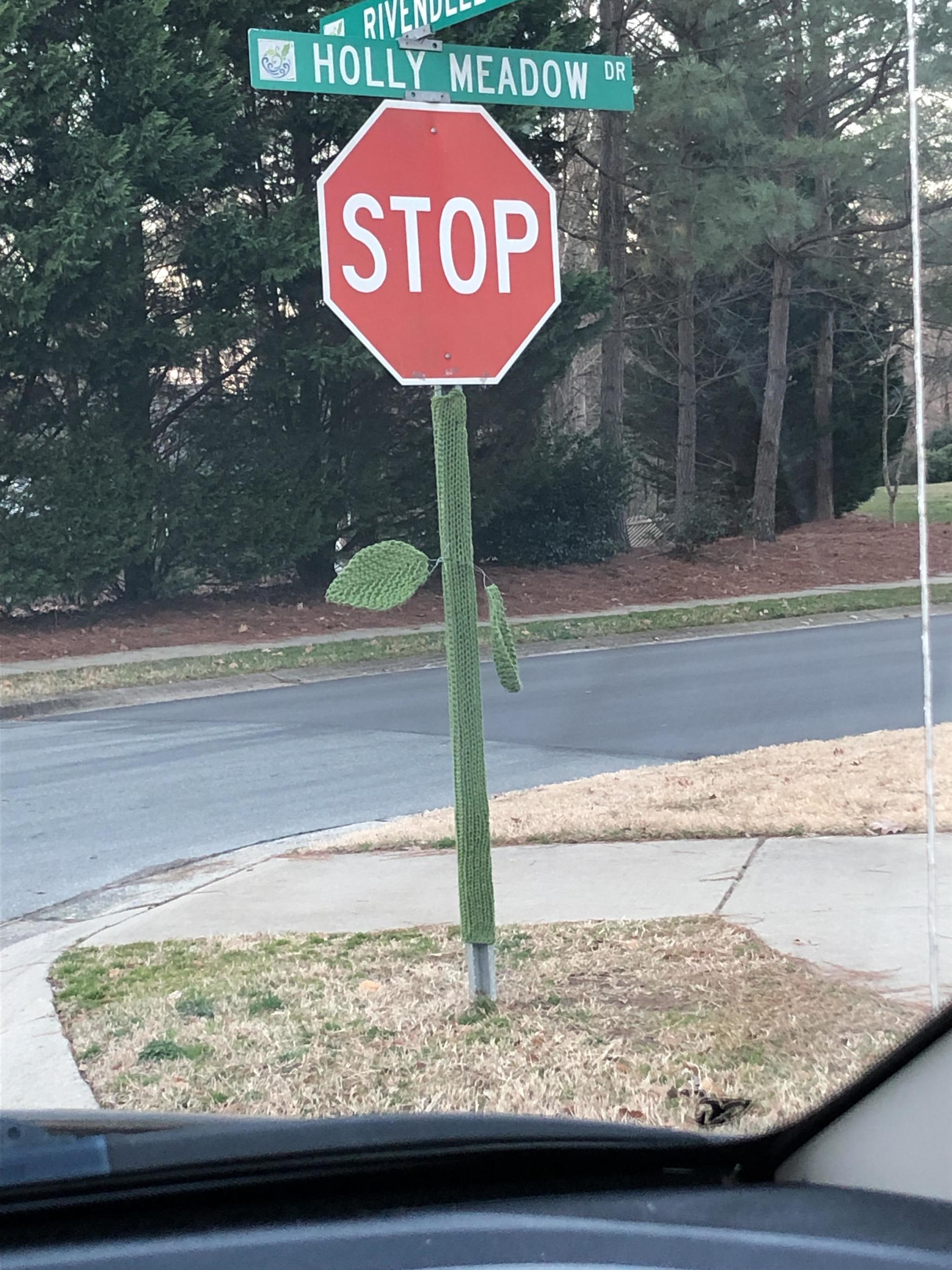 Some unknown person started knitting such cute covers for road signs in our town - The photo, Road, Road sign, Knitting, Case, Plants, Reddit