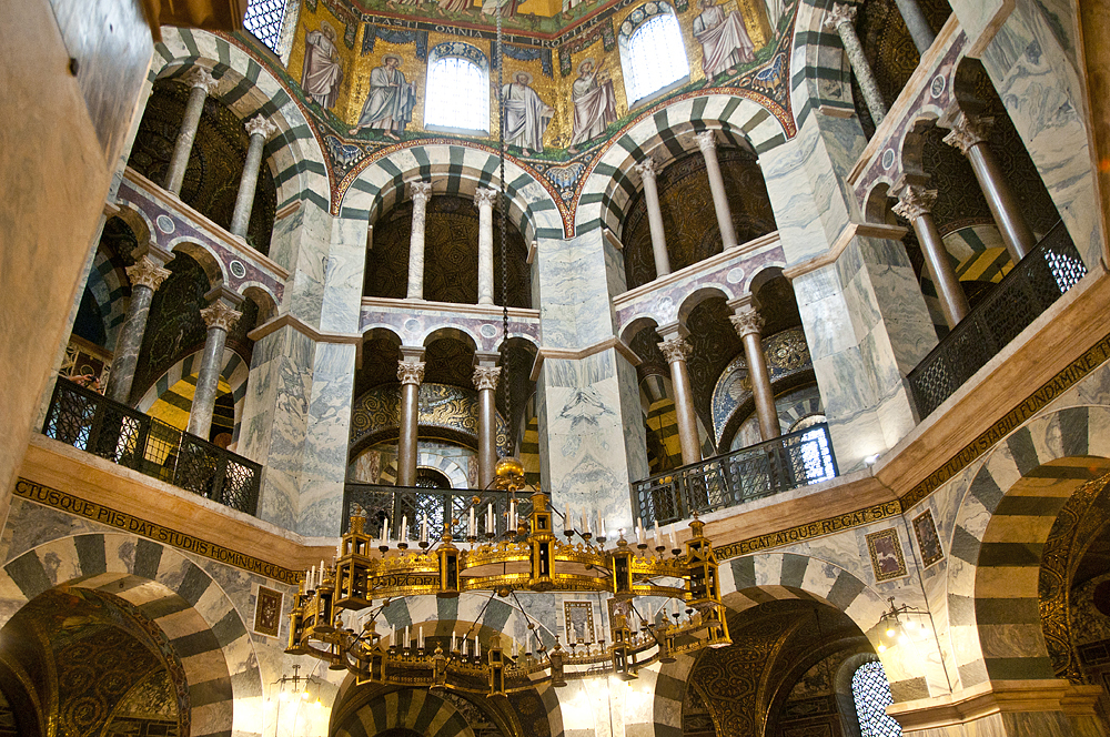 Aachen, Germany or You're so carried away! - My, Aachen, Germany, Travels, Fountain, The cathedral, Chandelier, sights, Longpost