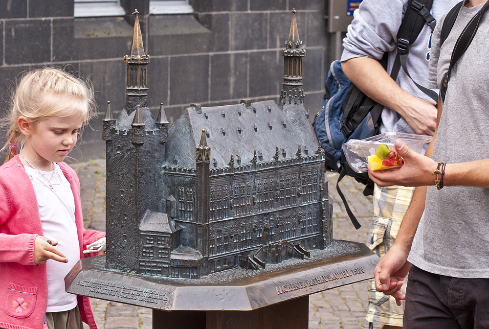 Aachen, Germany or You're so carried away! - My, Aachen, Germany, Travels, Fountain, The cathedral, Chandelier, sights, Longpost