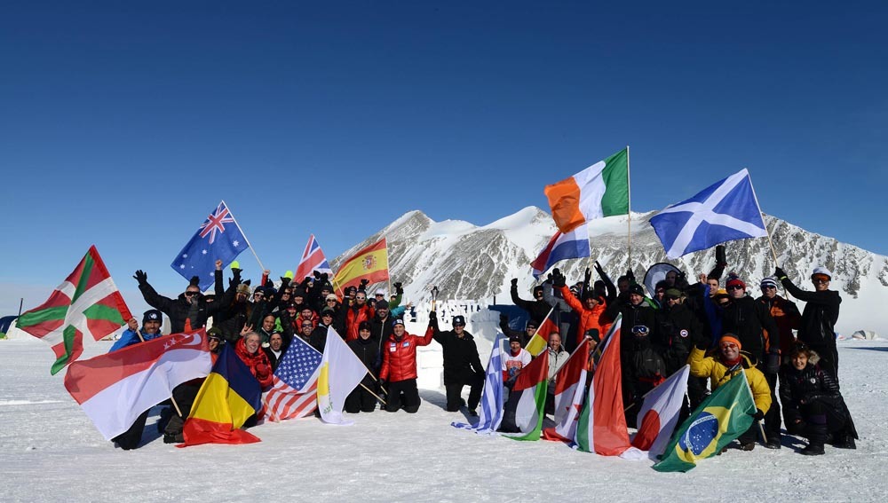 Antarctic Ice Marathon - My, Antarctica, Antarctic, South Pole, North, Travels, Ocean, Tourism, The science, Research, Technics, Opening, Scientific discoveries, Geography, Biology, Sport, Run, Marathon, Extreme, Video, Longpost