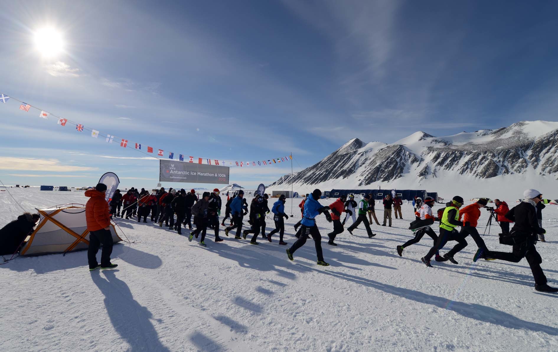 Antarctic Ice Marathon - My, Antarctica, Antarctic, South Pole, North, Travels, Ocean, Tourism, The science, Research, Technics, Opening, Scientific discoveries, Geography, Biology, Sport, Run, Marathon, Extreme, Video, Longpost