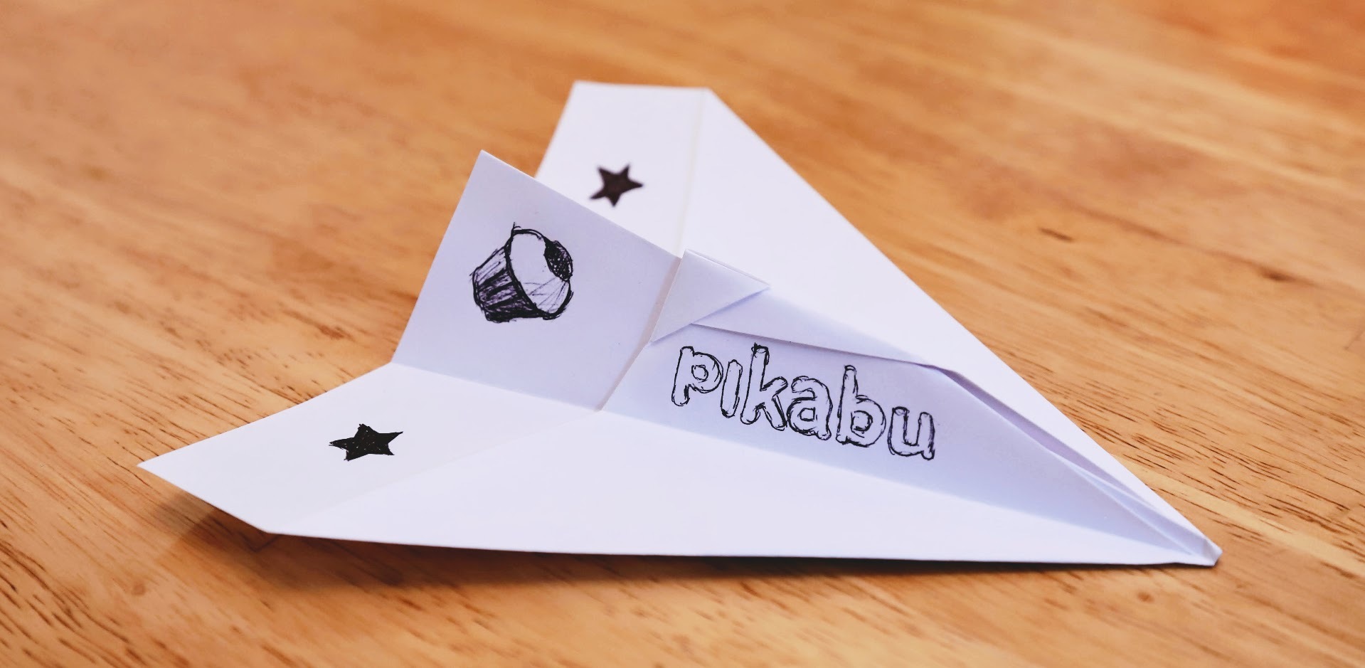 Как сделать самолетик из бумаги [Оригами]