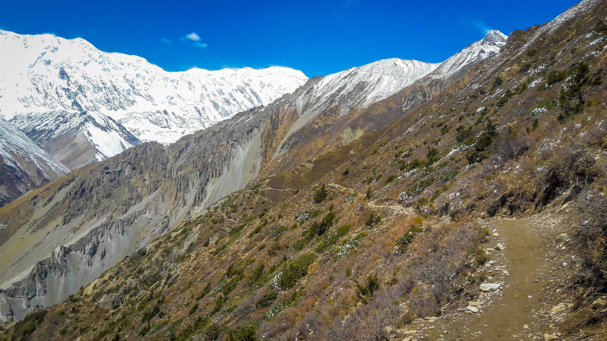 Nepal. Trek around Annapurna. Part 5. Lake Tilicho. 4919m - My, Nepal, Annapurna, Mountain tourism, Mobile photography, Travels, Longpost