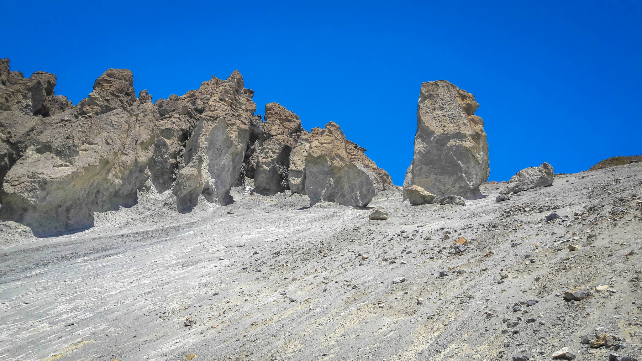 Nepal. Trek around Annapurna. Part 5. Lake Tilicho. 4919m - My, Nepal, Annapurna, Mountain tourism, Mobile photography, Travels, Longpost