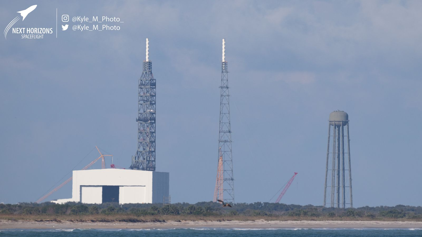 Blue Origin обновила дату первого запуска многоразовой сверхтяжелой ракеты New Glenn и показала производственный комплекс изнутри - Blue Origin, New Glenn, Джефф Безос, Космонавтика, Космос, Ракета-Носитель, Новости, Технологии, США, SpaceX, Starship, Длиннопост