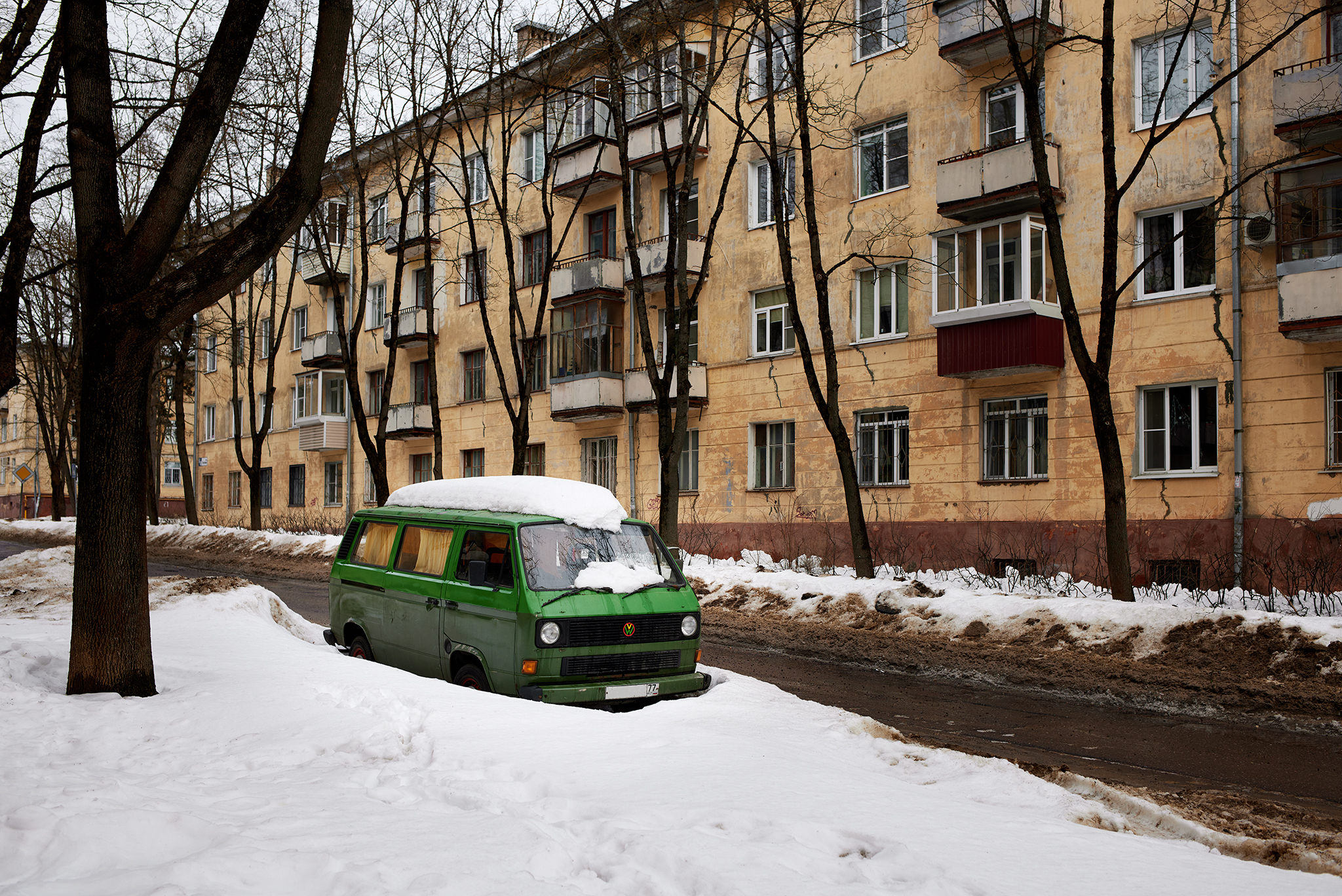 Green Bob waiting for spring and world peace - My, Volkswagen, The street, Spring, The photo, Car