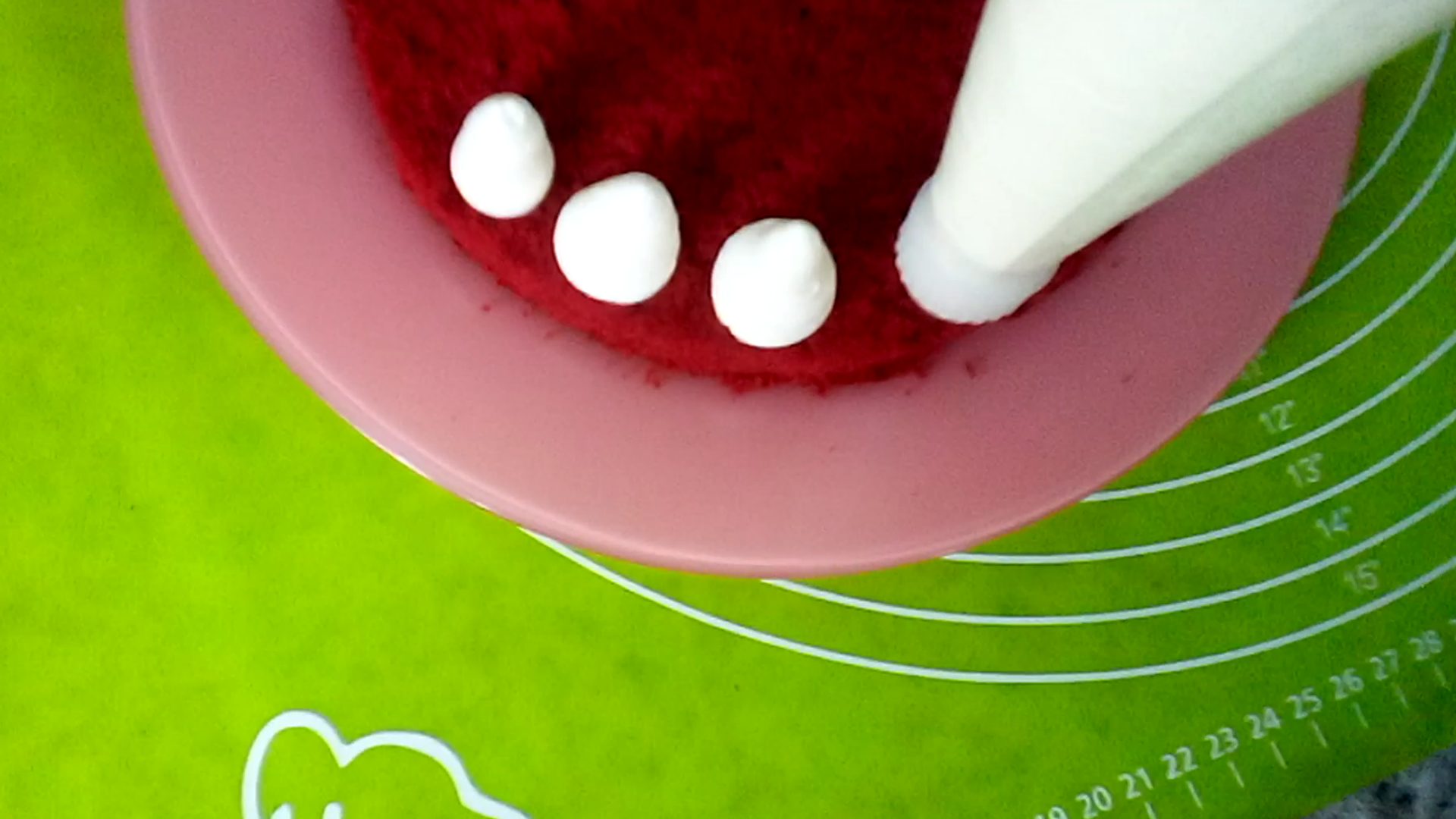 Red Velvet Cake. Cooking without an oven, or in the oven - My, Cooking, Cake, Dessert, Festive table, Video recipe, Recipe, Video, Longpost, Bakery products