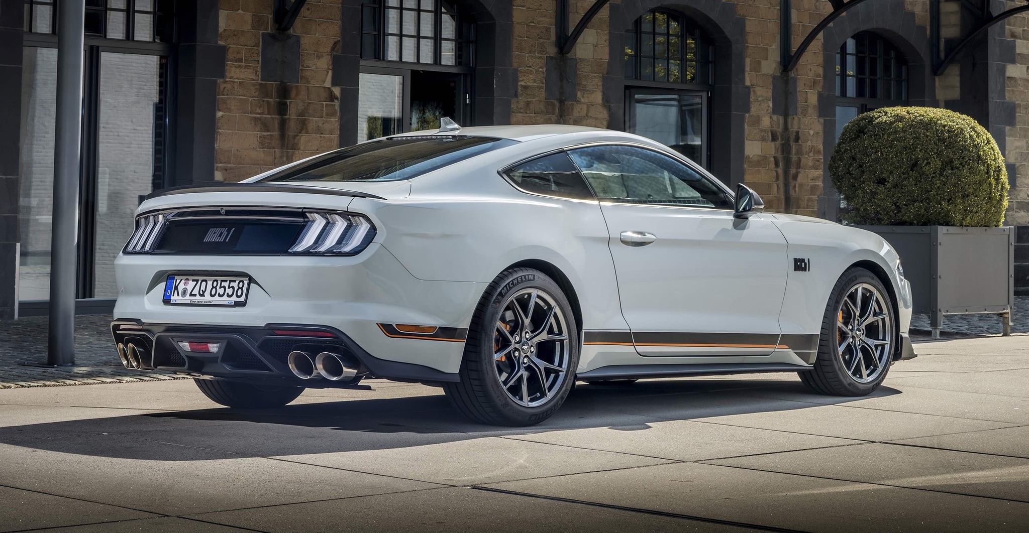 The four-cylinder Mustang has left the European market. - Auto, Ford mustang, Longpost