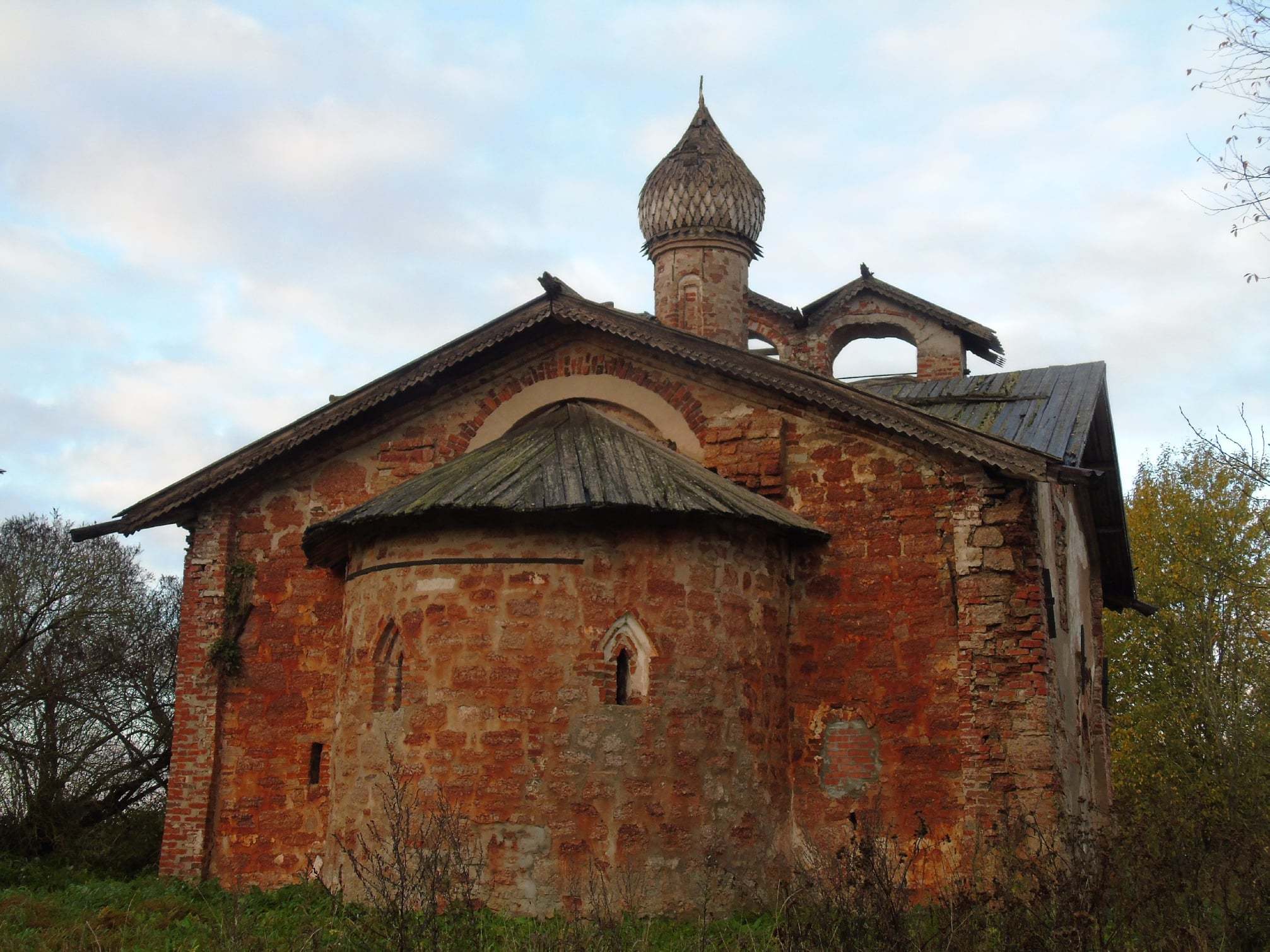 Dying UNESCO monument in Veliky Novgorod - My, UNESCO, Architecture, Temple, Church, Monument, Story, The culture, Heritage, Catastrophe, Negative, Longpost