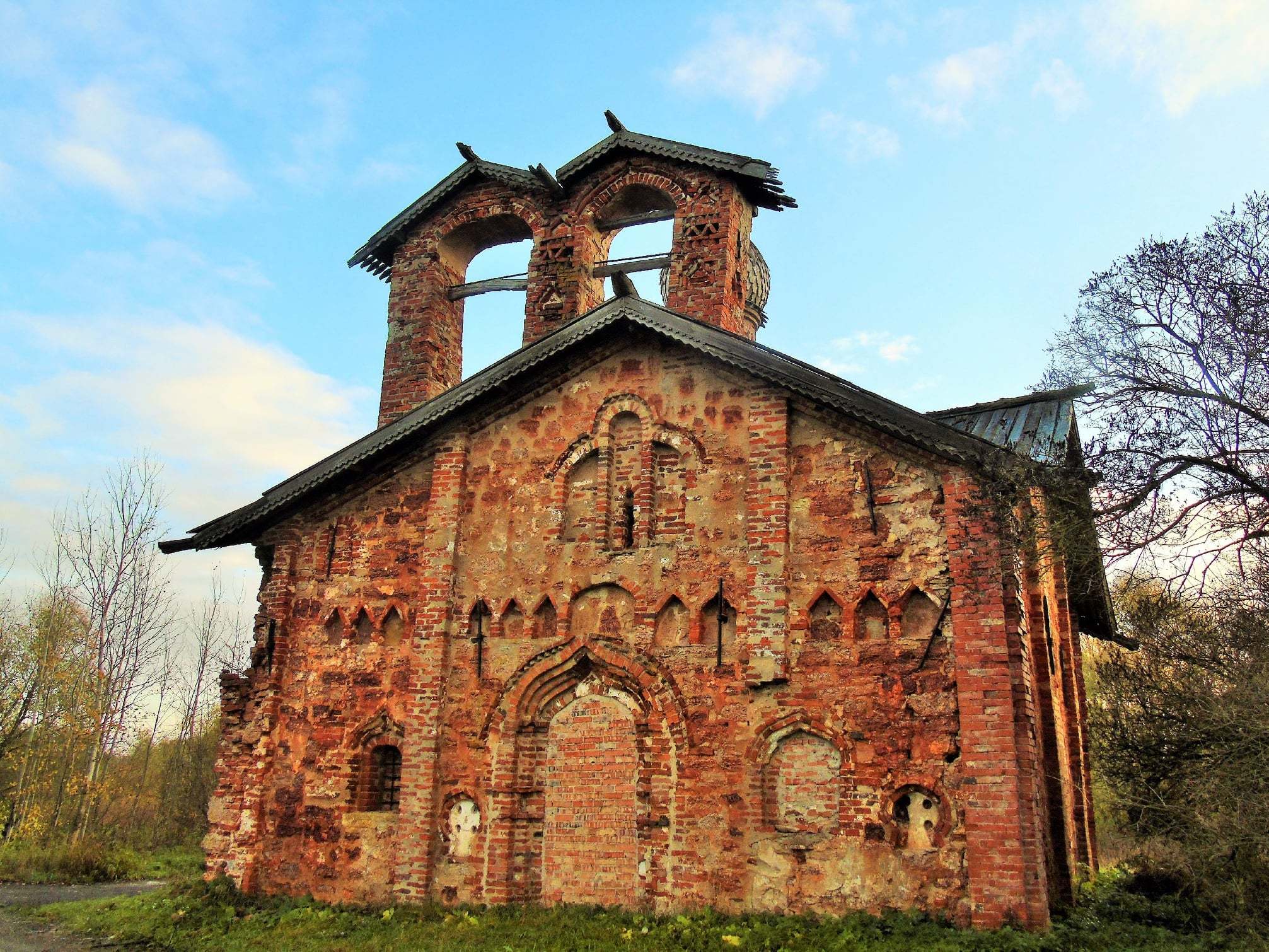 Dying UNESCO monument in Veliky Novgorod - My, UNESCO, Architecture, Temple, Church, Monument, Story, The culture, Heritage, Catastrophe, Negative, Longpost
