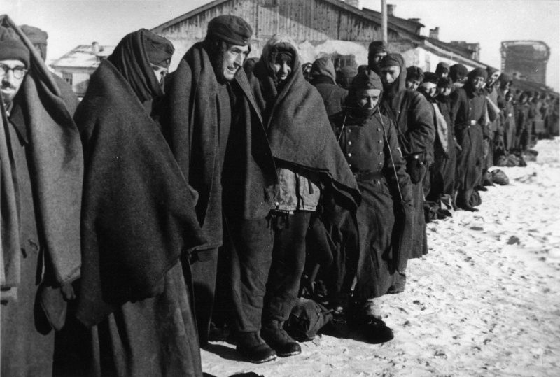 How a company of German soldiers surrendered in Stalingrad for a loaf of bread - My, The Great Patriotic War, Battle of stalingrad, German prisoners, Video, Longpost