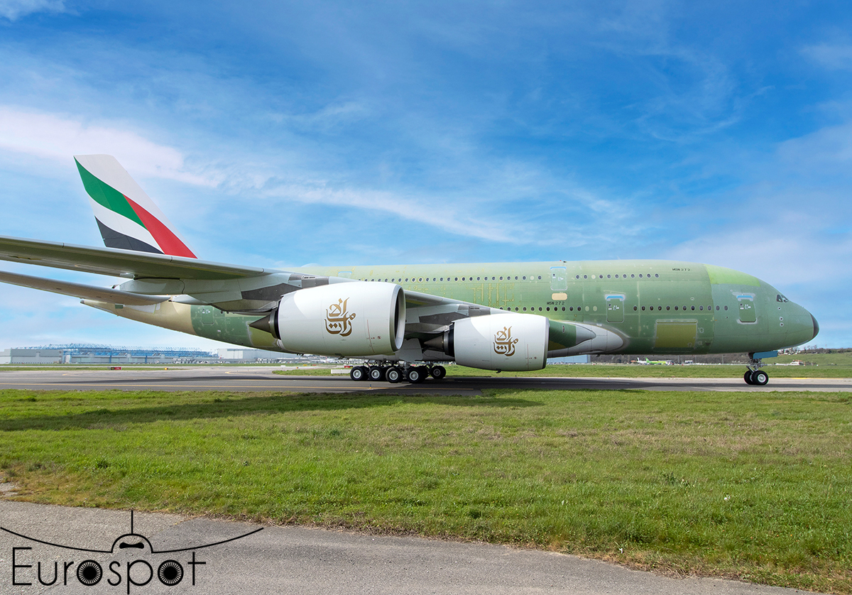 Continuation of the post “First test flight of the latest Airbus A380” - Aviation, Airbus A380, France, Toulouse, Fly Emirates, Video, Reply to post, Longpost