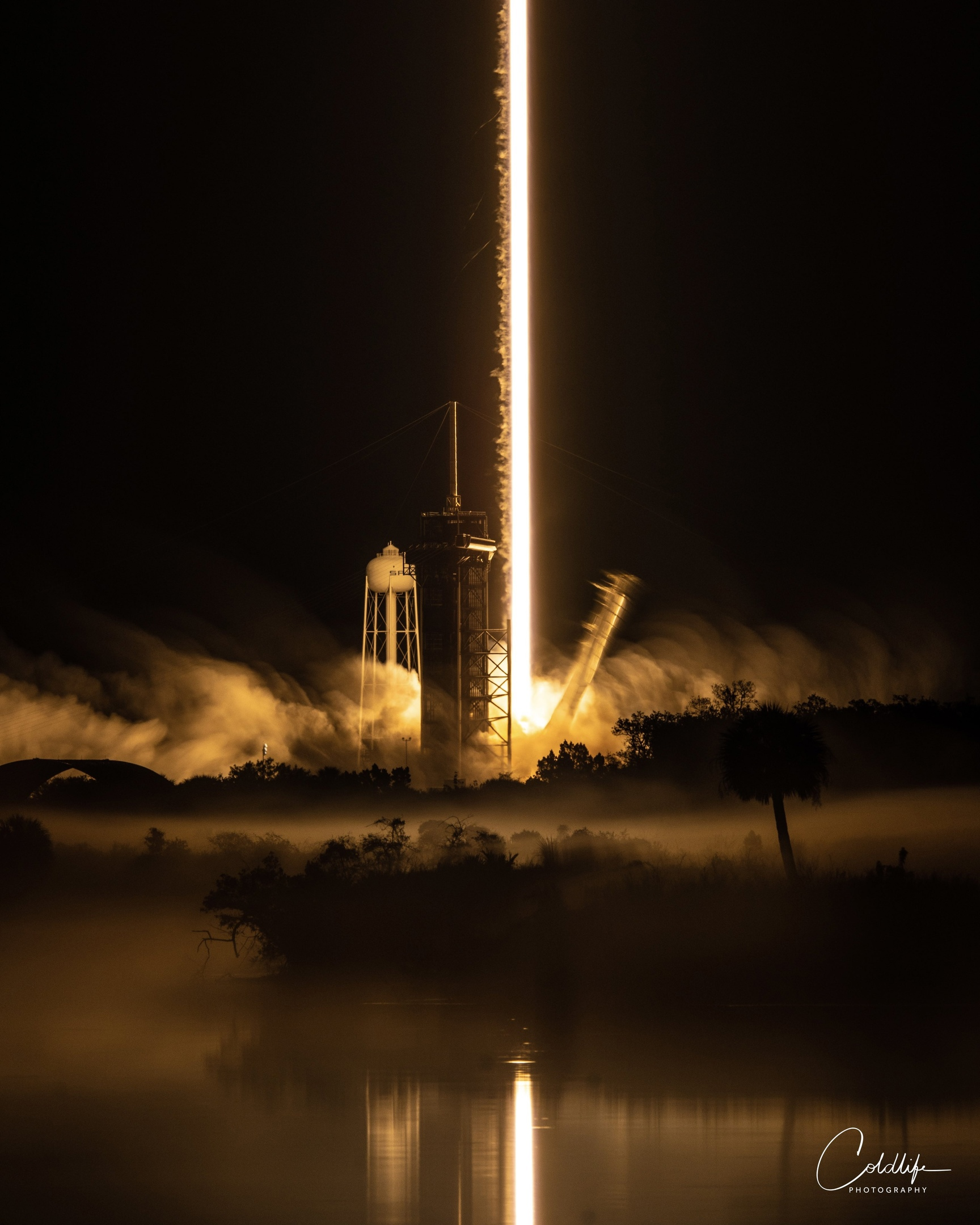 Фотографии с рекордного по части многоразового использования запуска Falcon 9 - SpaceX, Технологии, Ракета-Носитель, Космонавтика, Космос, Илон Маск, США, Starlink, Спутник, Falcon 9, Интернет, Фотография, Длиннопост