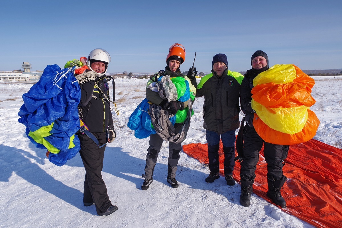 About the training camp in Shushenskoye - My, Forest, Skydiving, Parachuting, Parachutists, Avialesokhrana, Paratroopers, Video, Longpost