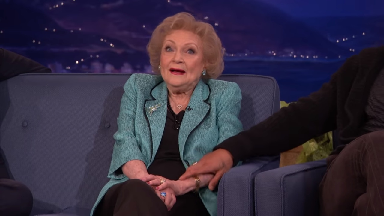 Jason Momoa and the older actress - Jason Momoa, Actors and actresses, Celebrities, Storyboard, Conan Obrien, Interview, Humor, From the network, Video, Longpost, , 