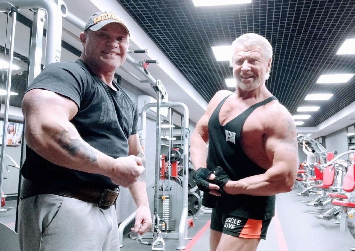 “I’m six months older than Schwarzenegger”: a 74-year-old bodybuilder from Ozersk looks 20 years younger and trains townspeople in the gym - Jock, Bodybuilders, Ozersk, But Ozersk, Longpost