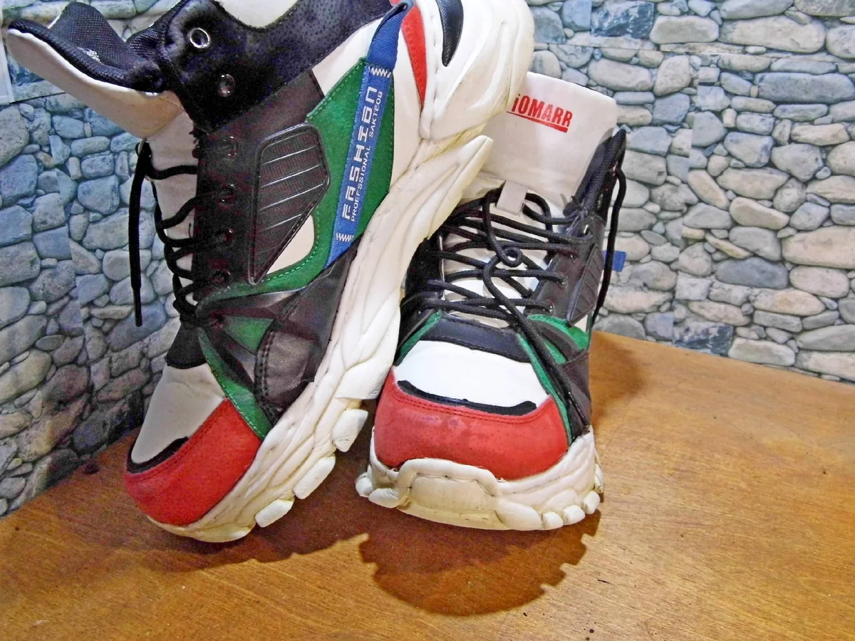 A common problem with inexpensive sneakers - My, Shoe repair, Shoes, Longpost