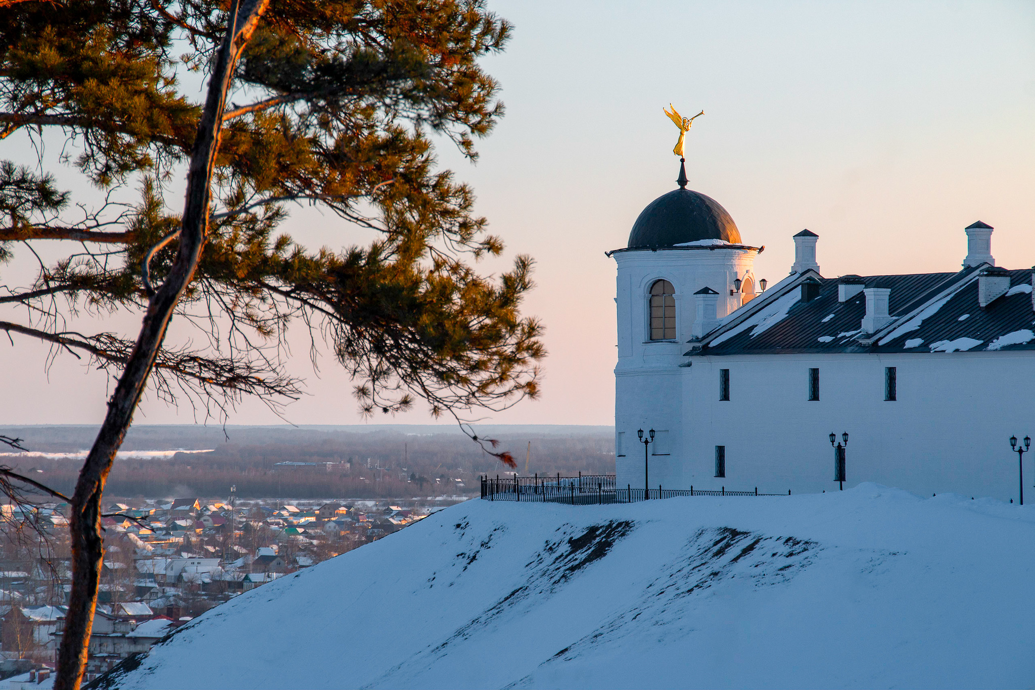 It was getting dark - My, Tobolsk, Evening, Tobolsk Kremlin, Sunset, The photo, Canon 70d, Sigma, Longpost