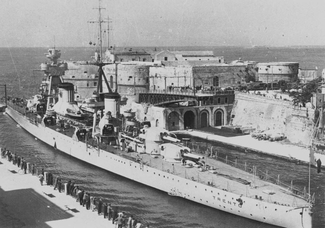 Attack of Taranto, or what was the forerunner of Pearl Harbor - 3 - Airplane, Aircraft carrier, Fleet, Battleship, Cruiser, The Second World War, Mediterranean Sea, Longpost