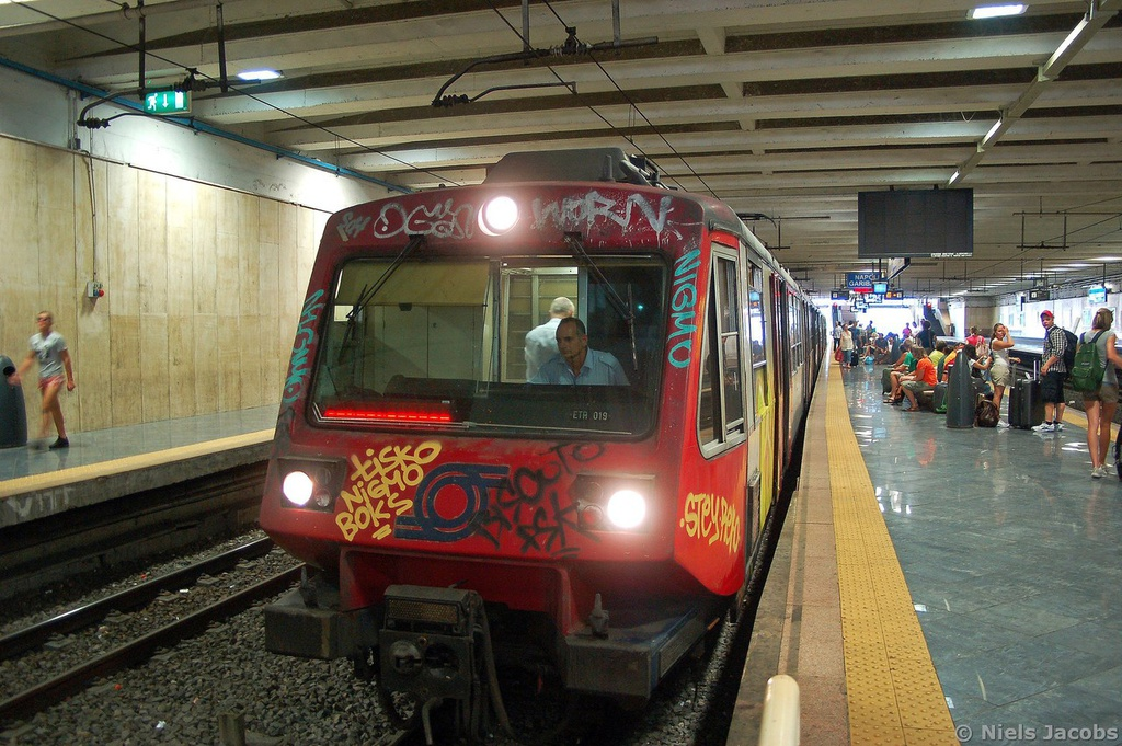 Railway around Vesuvius - Railway, Italy, Vesuvius, Train, Narrow gauge, Naples, Video, Longpost