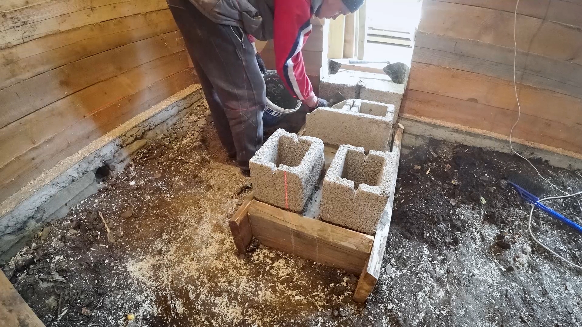 Day 10 Foundation for the stove (Construction of a bathhouse) - My, Building, Repair, With your own hands, Bath, Sauna, Design, Log house, Beams, Bake, Stove, Foundation, Concrete, Formwork, Video, Longpost, Video blog