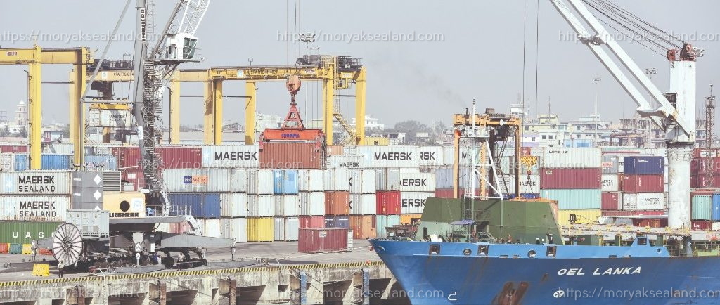 Chittagong Port tries to get rid of dangerous goods - Sea, Bangladesh, Chittagong, Shipping