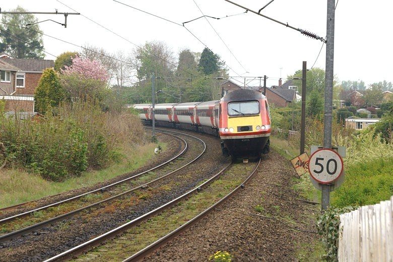 Sunflower as a warning to the driver - Railway, Great Britain, Safety, Locomotive, Video, Longpost