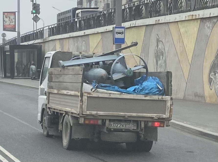 На даче все пригодится - Моё, Бомба, Ракета, Странные вещи, Длиннопост, Владивосток