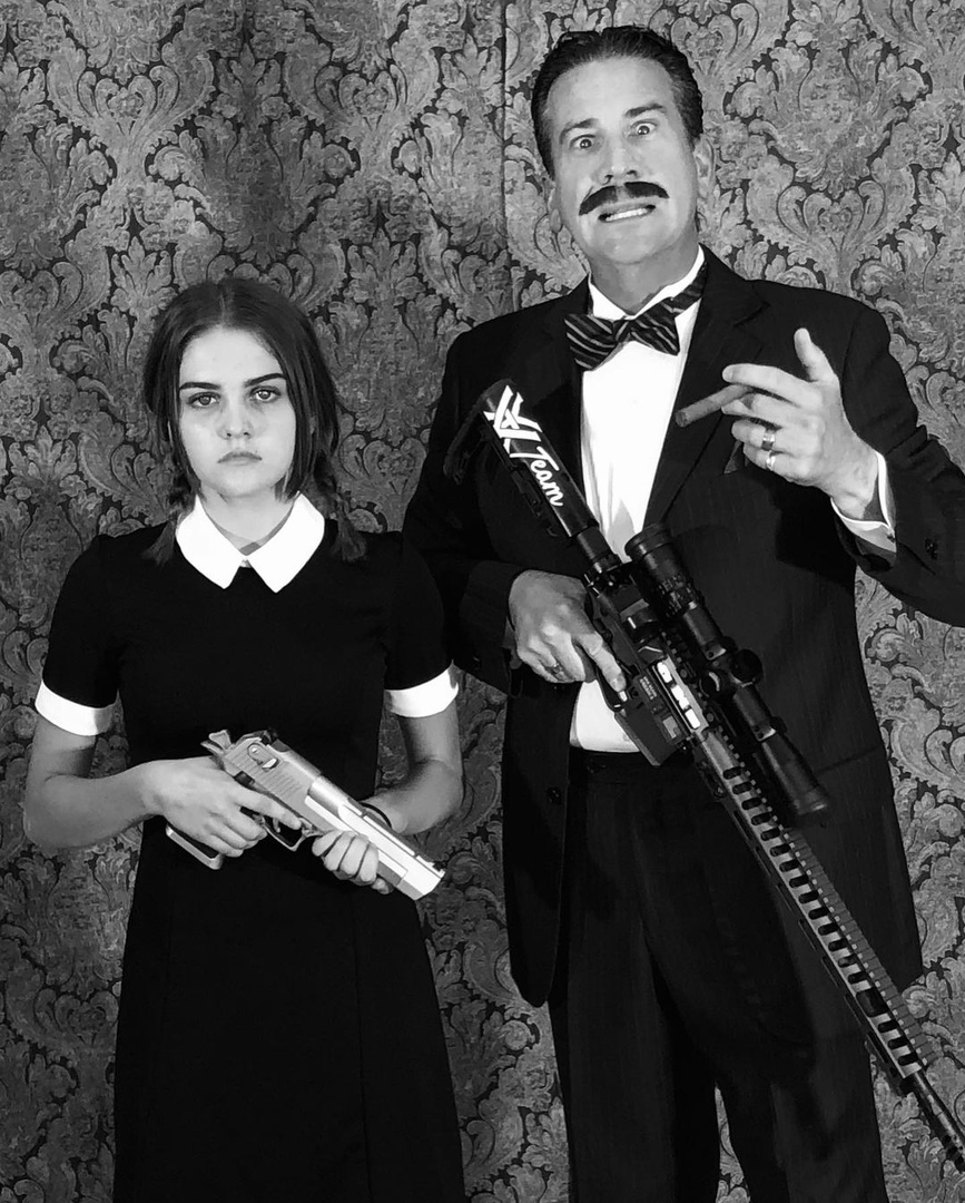 When dad wanted a son - Weapon, Firearms, USA, Arrows, Father, Daughter, Dad, Longpost, The photo