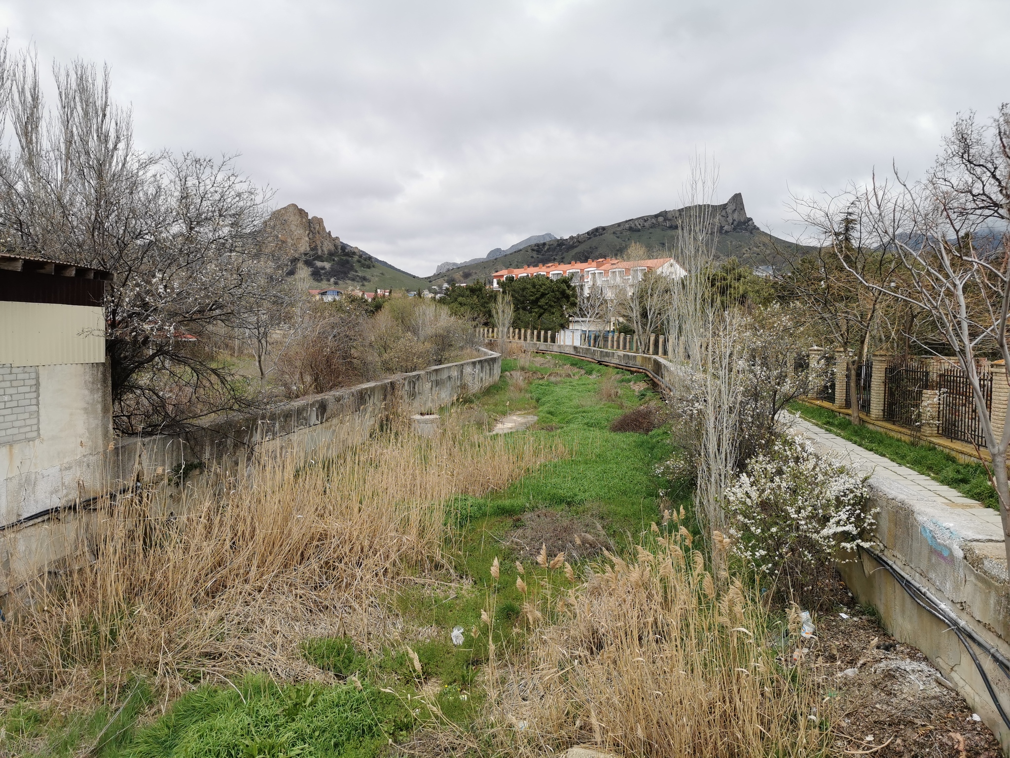 Autonomous race along the coast of Crimea. The first day - My, Run, Workout, Physical Education, Crimea, Feodosia, Koktebel, Longpost, The photo