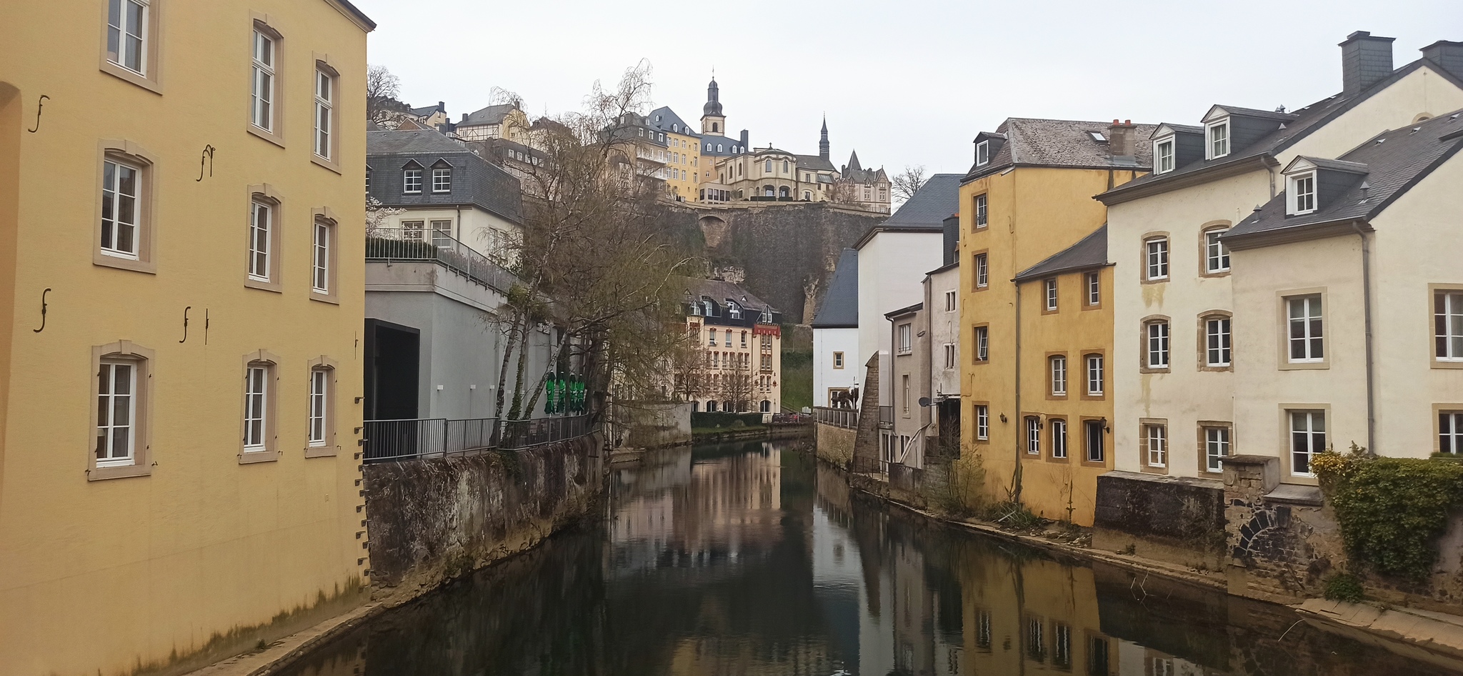 Evening Luxembourg - My, Tourism, Work abroad, Architecture, Photo on sneaker, Longpost, The photo