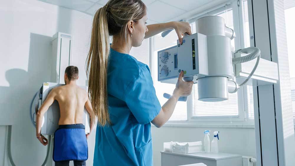 Using aprons during X-ray examinations can be dangerous - The medicine, Radiology, X-ray